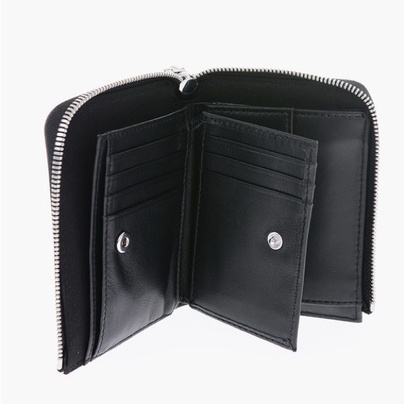 DIESEL ZIP CLOSURE LEATHER L-12 WALLET - Picture 4 of 5